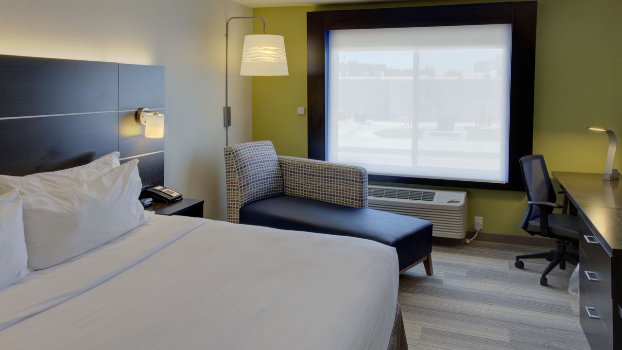 Photo of Bedroom in Le Mars