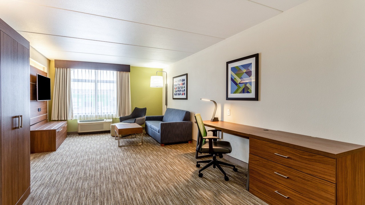 Photo of Bedroom in Cedar Falls