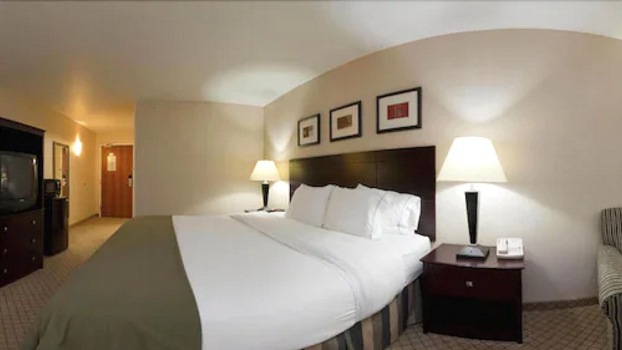 Photo of Bedroom in Ankeny