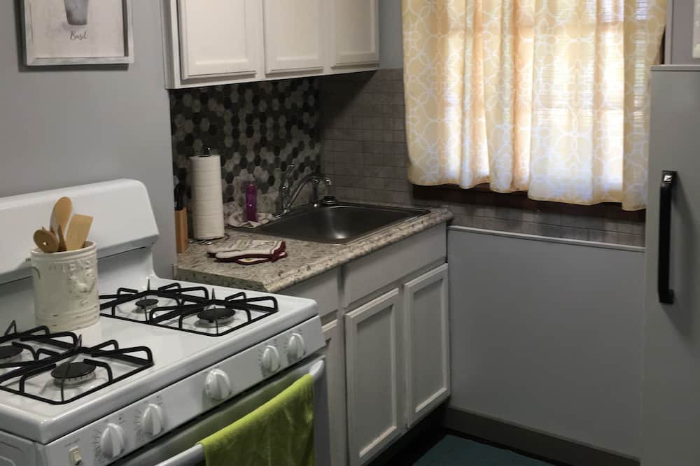 Photo of Kitchen in Centre