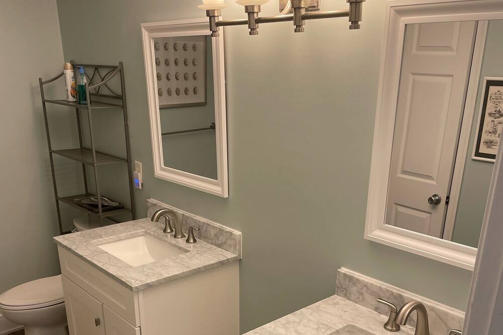 Photo of Bathroom in Rehoboth Beach