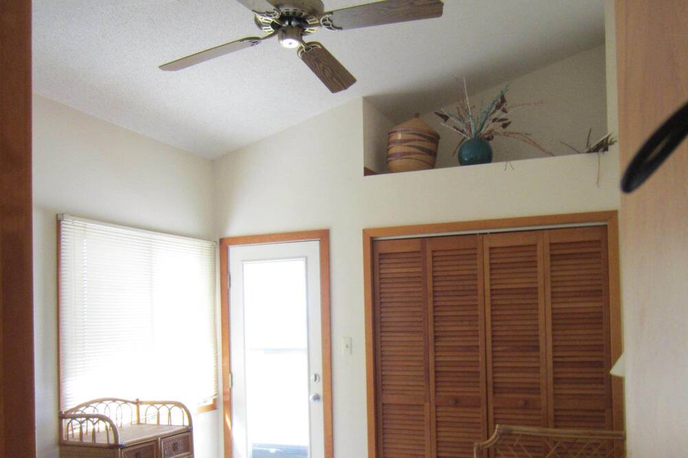 Photo of Bedroom in Loveladies