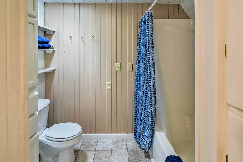Photo of Bathroom in Coon Rapids