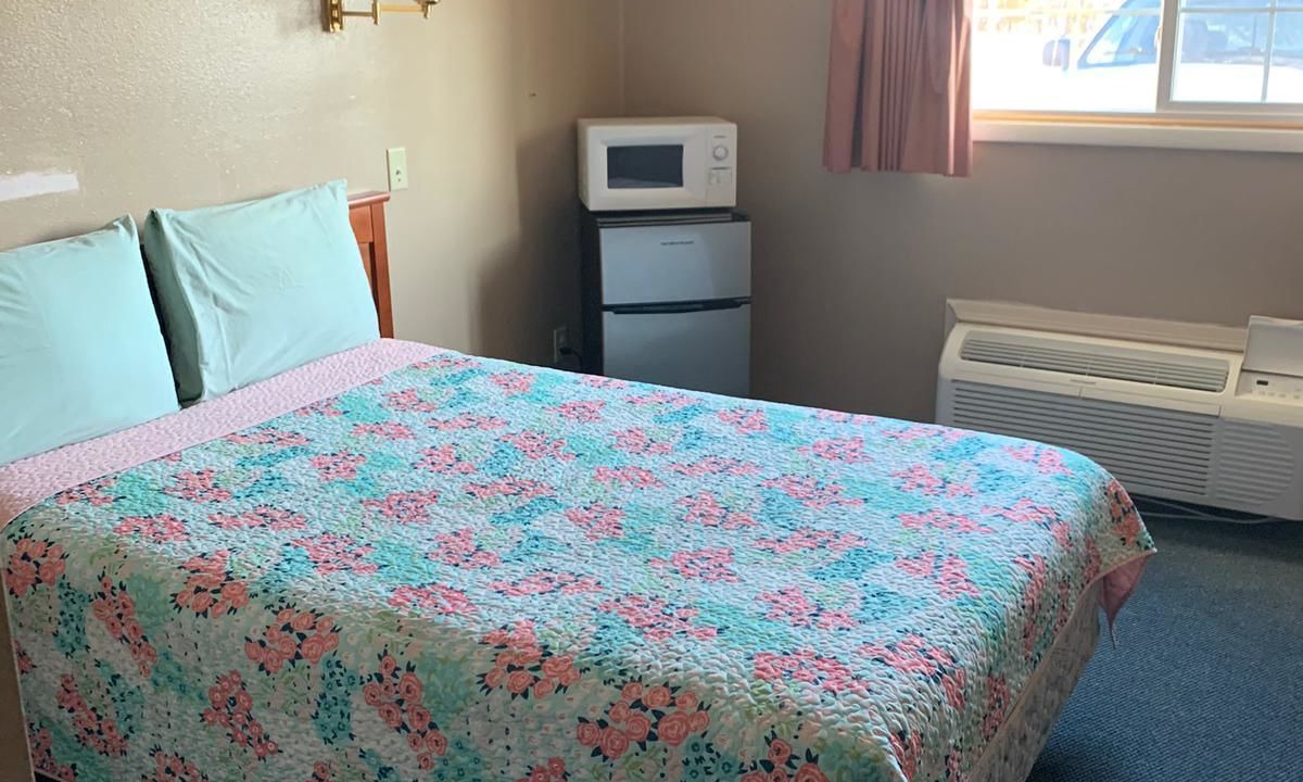Photo of Bedroom in Charles City