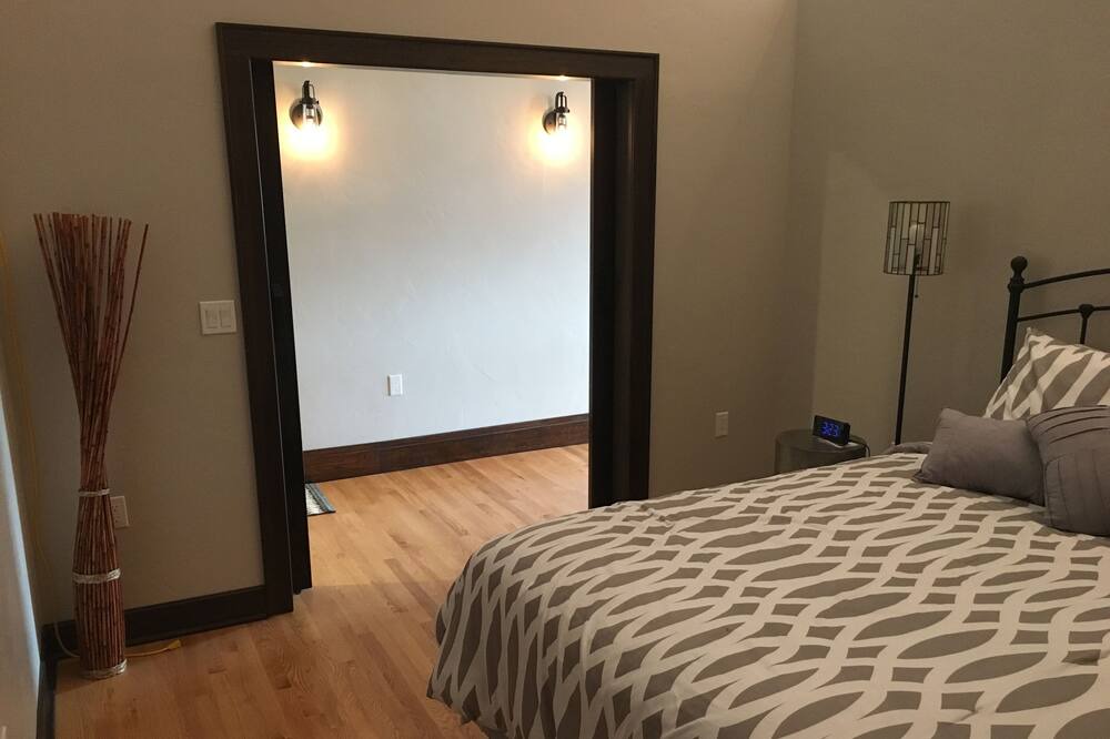 Photo of Bedroom in Dunlap