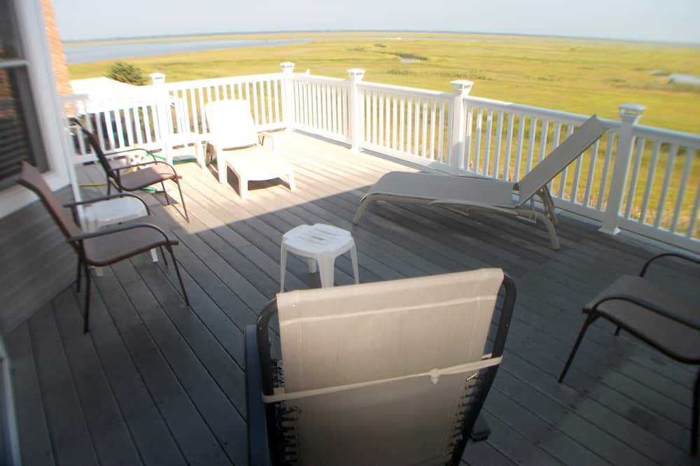 Photo of Patio Balcony in Townsend's Inlet