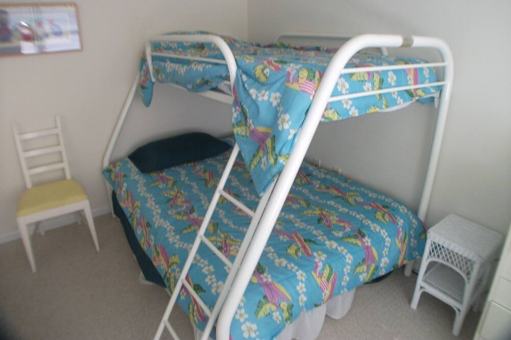 Photo of Bedroom in Townsend's Inlet