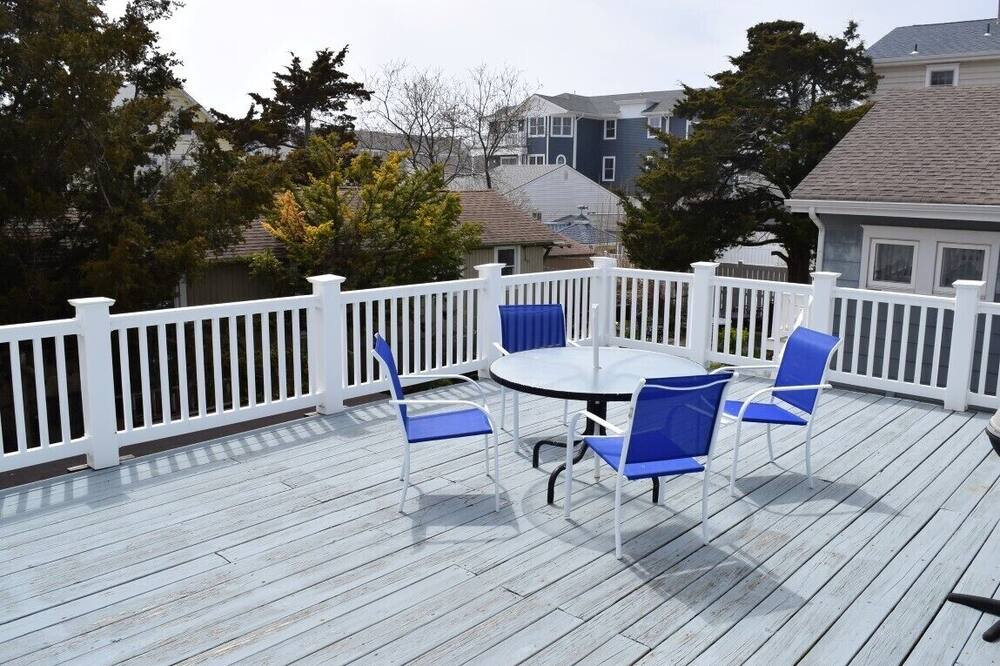 Photo of Patio Balcony in Townsend's Inlet