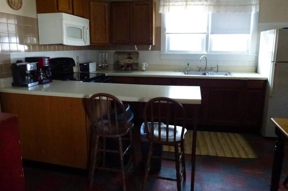 Photo of Kitchen in Ship Bottom