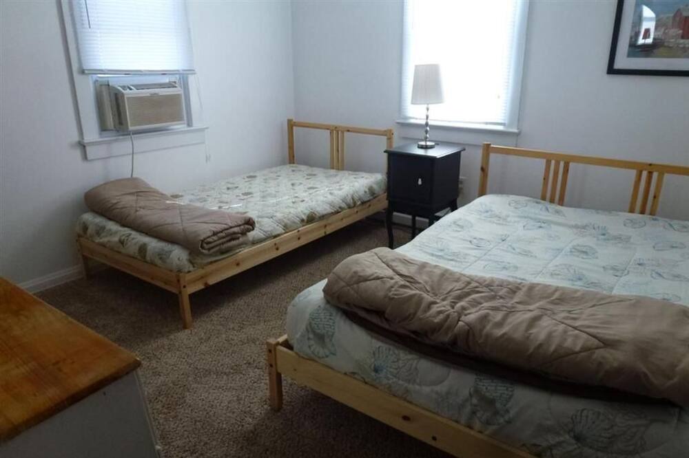 Photo of Bedroom in Ship Bottom