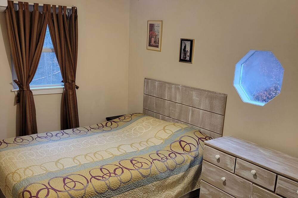 Photo of Bedroom in Mineral