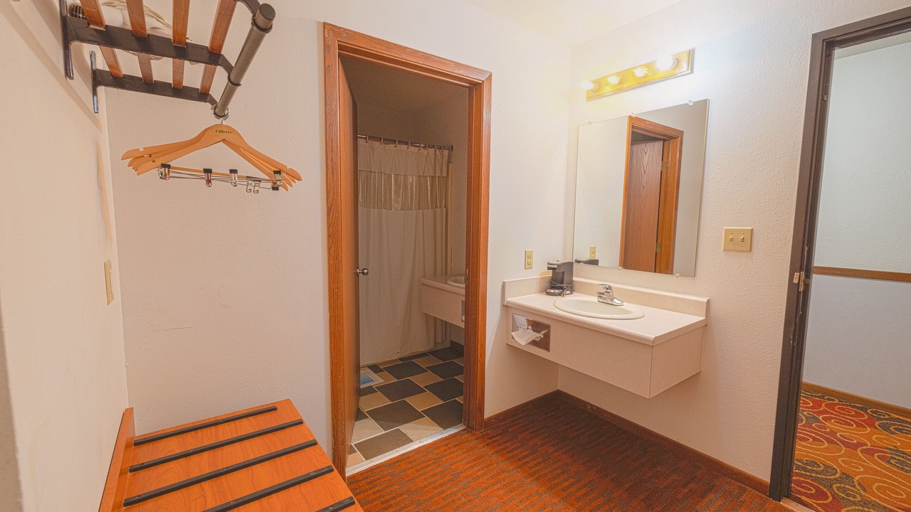 Photo of Bathroom in Harlan