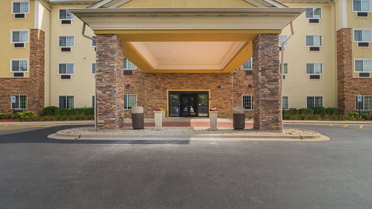 Photo of Outdoor in Grayslake