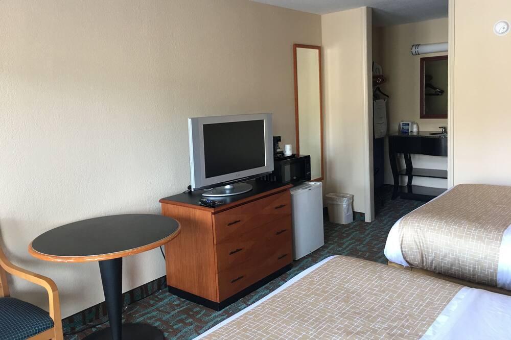 Photo of Bedroom in Harriman