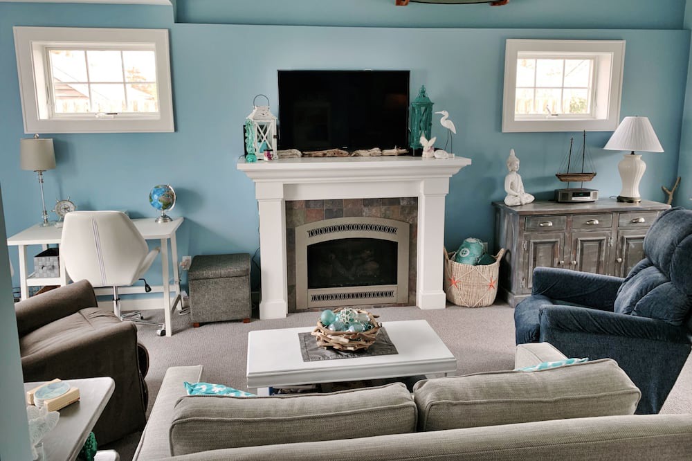 Photo of Livingroom in Point Pleasant Beach
