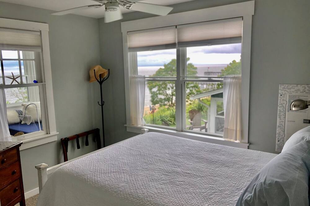 Photo of Bedroom in Port Republic