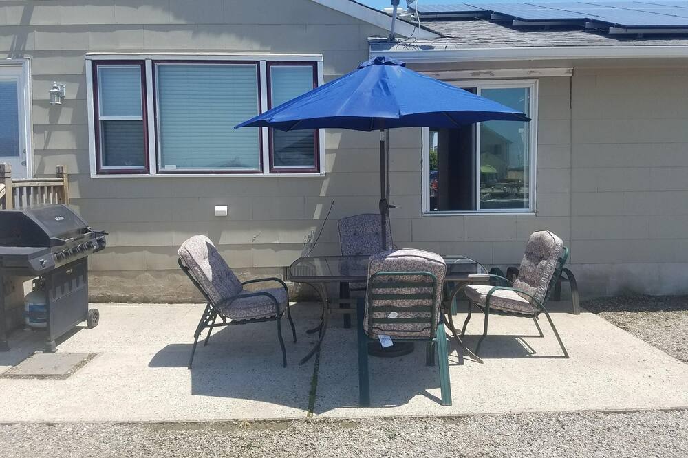 Photo of Patio Balcony in Mystic Island