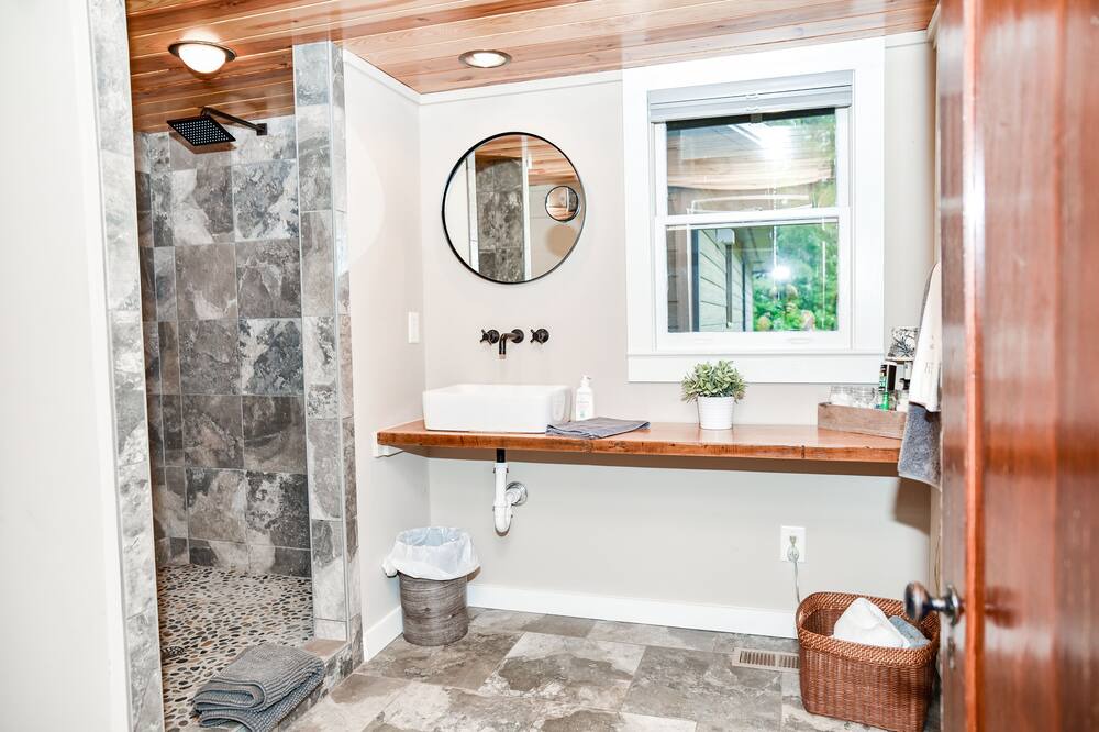 Photo of Bathroom in Mamers