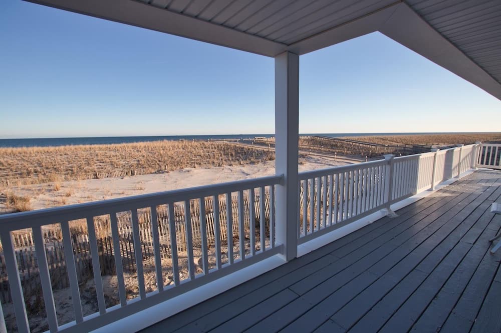 Photo of Patio Balcony in Loveladies