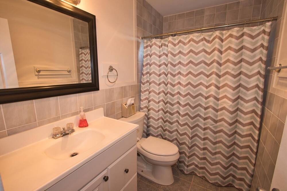 Photo of Bathroom in Loveladies