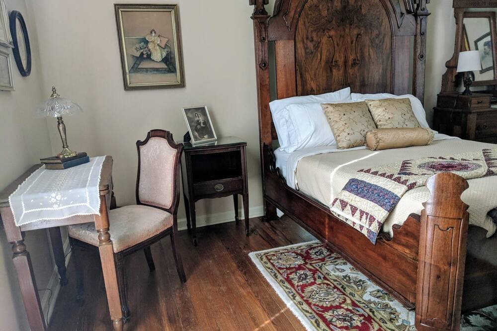 Photo of Bedroom in Unionville