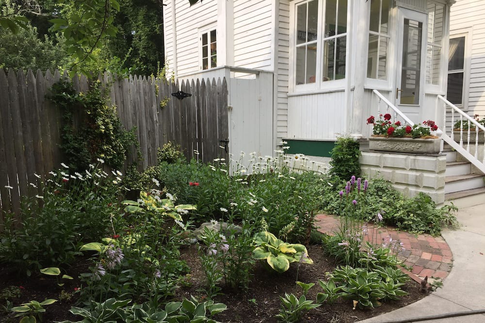 Photo of Outdoor in Green Creek