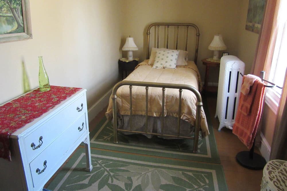 Photo of Bedroom in Green Creek