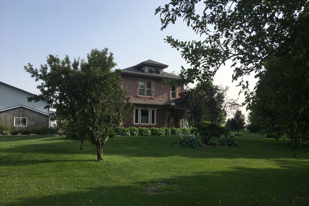 Photo of Outdoor in Holcomb