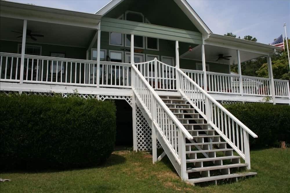 Photo of Outdoor in Vincent