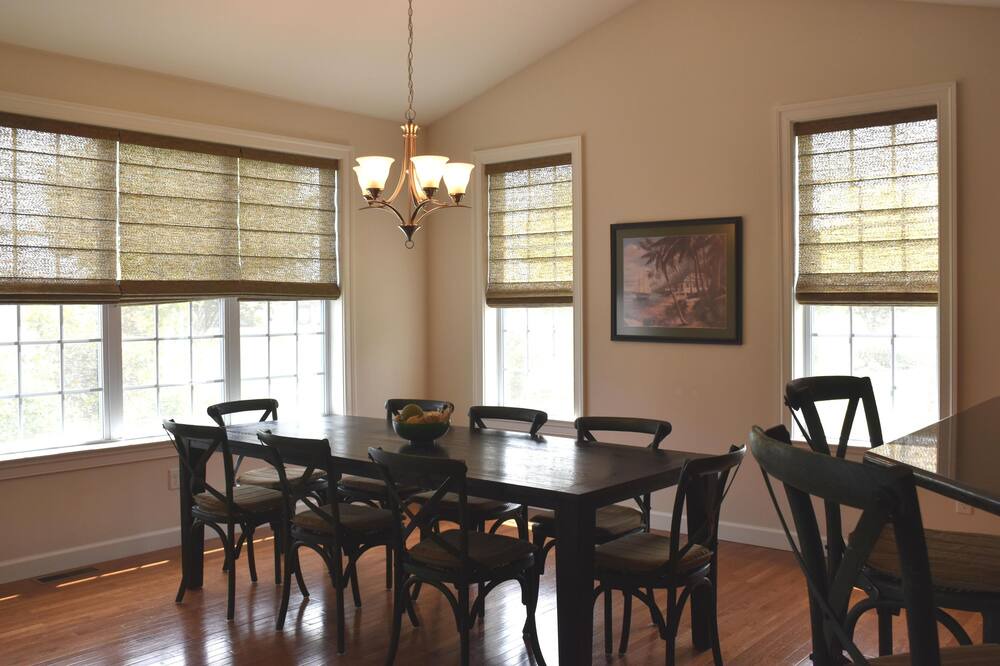 Photo of Livingroom in Villages of Five Points