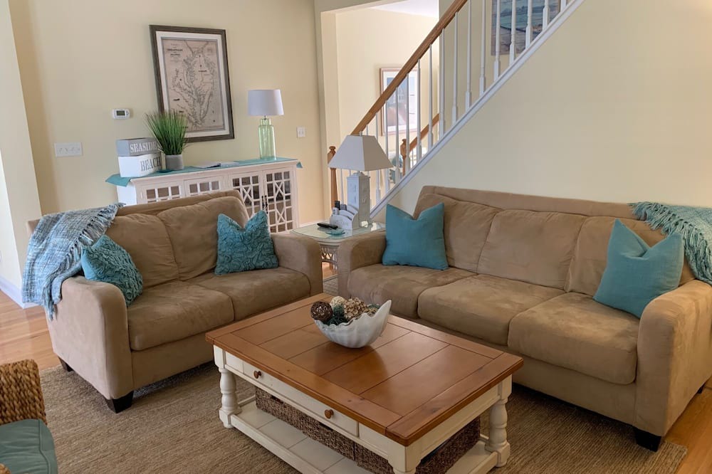 Photo of Livingroom in Ocean View
