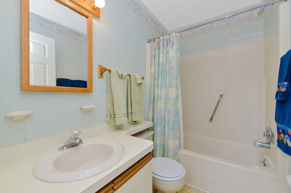Photo of Bathroom in Midtown Ocean City