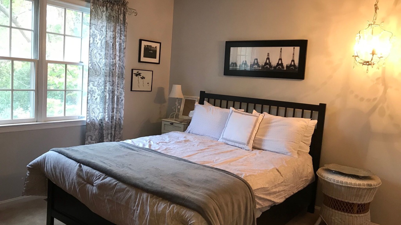 Photo of Bedroom in Cape Saint Claire