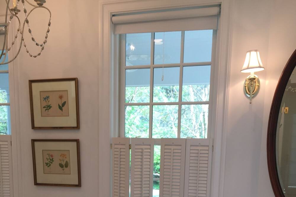 Photo of Bathroom in Bozman