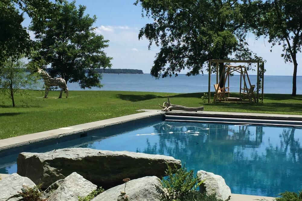 Photo of Outdoor in Bozman