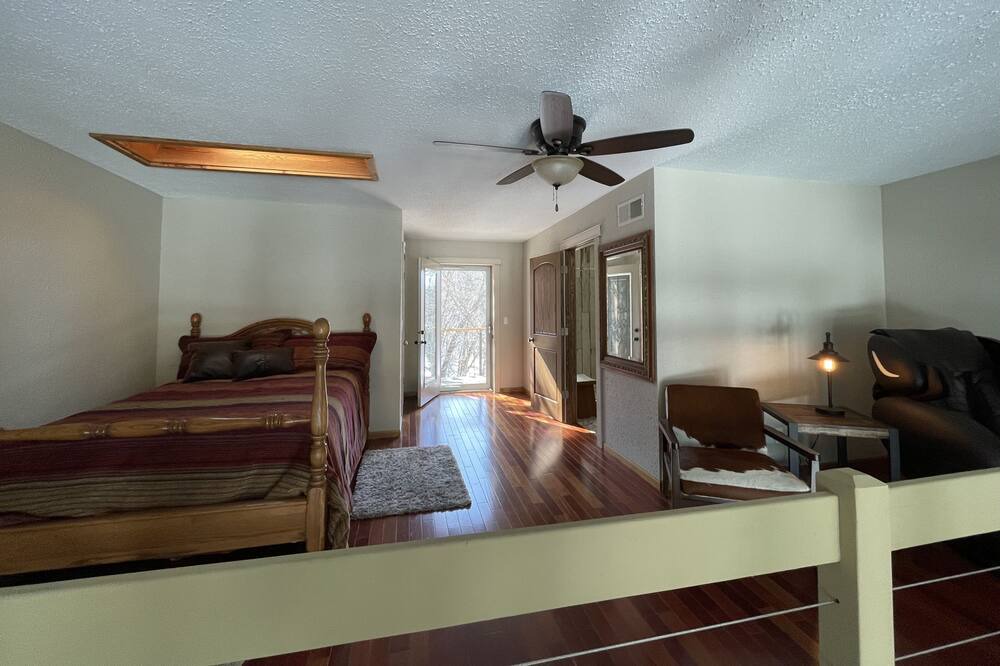 Photo of Bedroom in Langworthy
