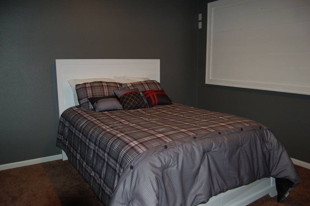 Photo of Bedroom in Langworthy