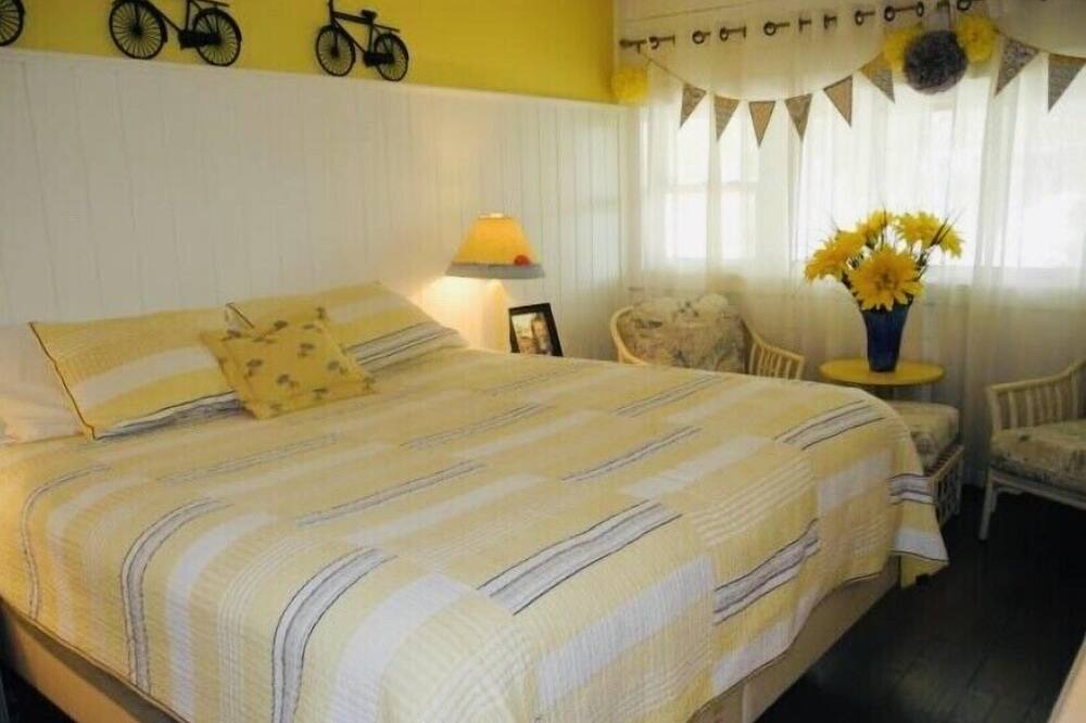 Photo of Bedroom in Loveladies