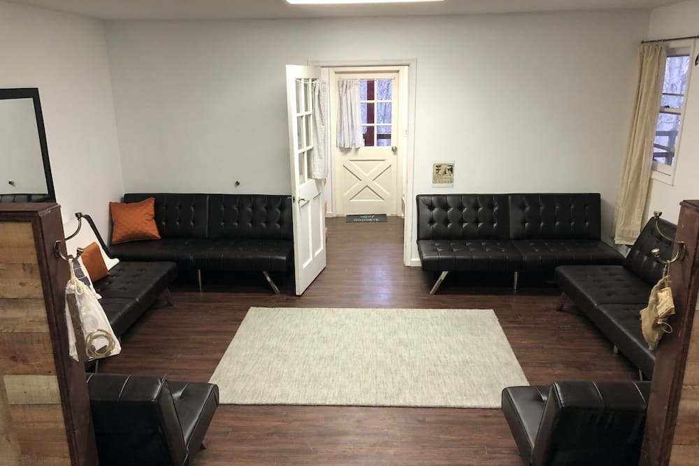 Photo of Livingroom in Airville