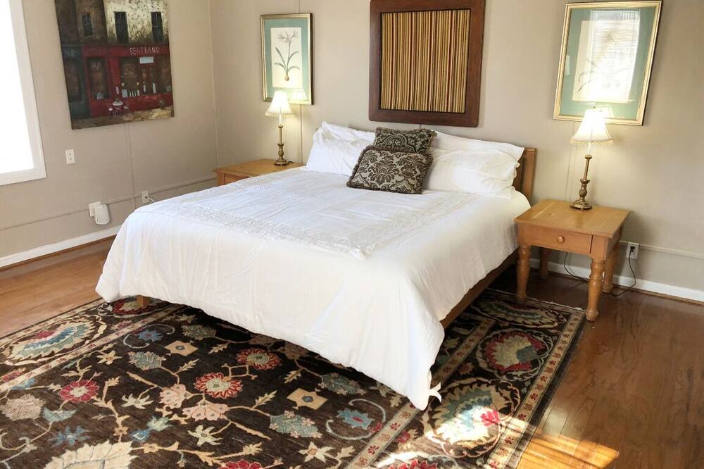 Photo of Bedroom in Marietta