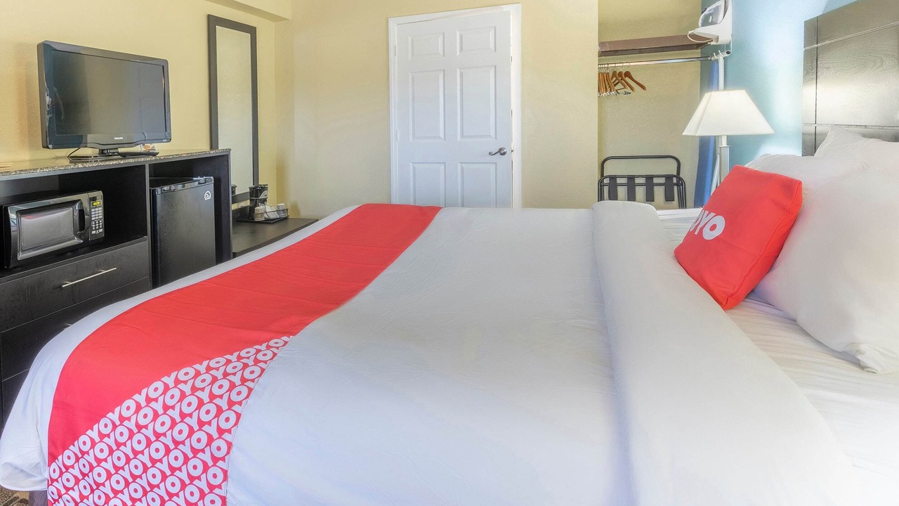 Photo of Bedroom in Cedar Bluff