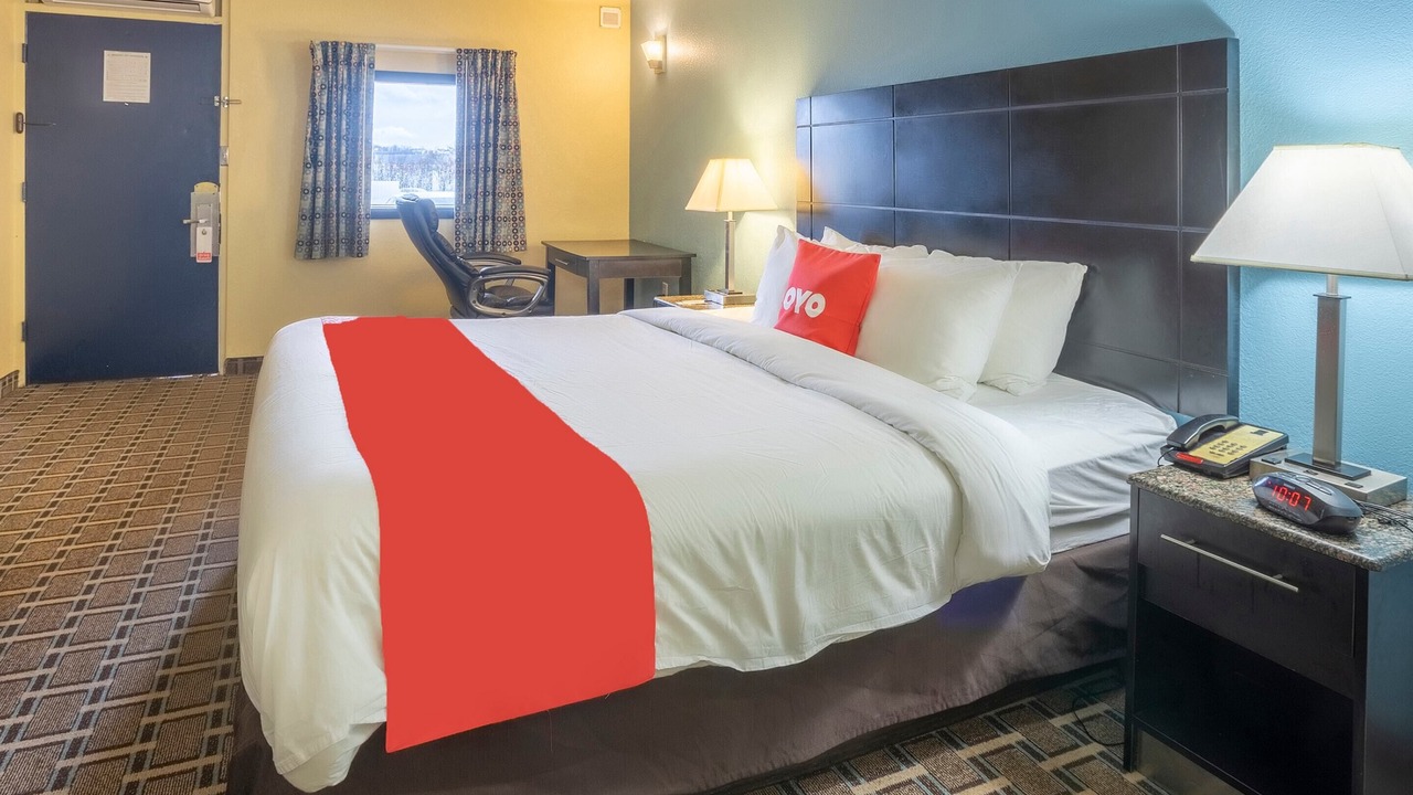 Photo of Bedroom in Cedar Bluff
