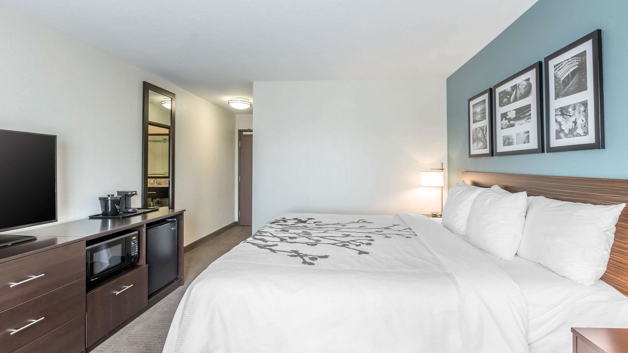 Photo of Bedroom in West Des Moines
