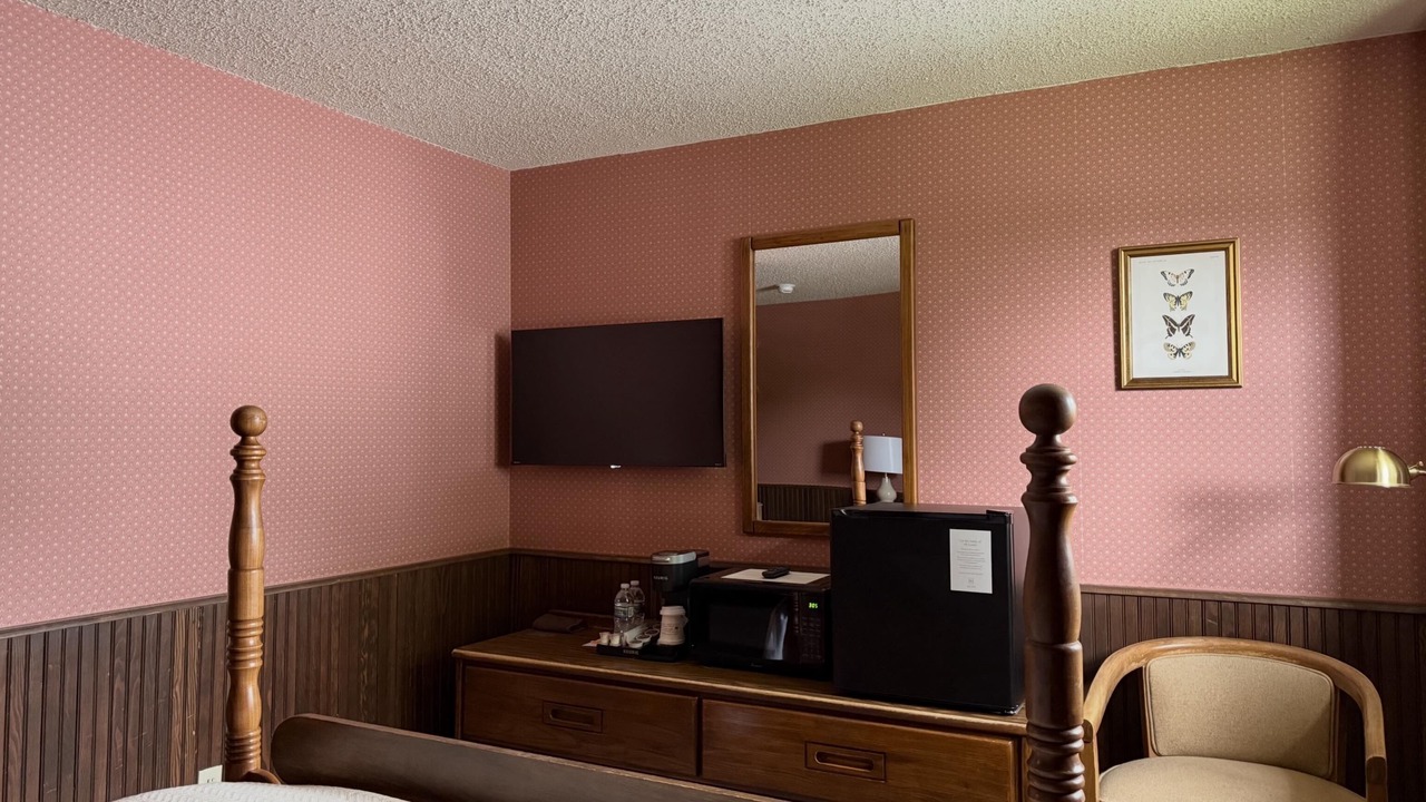 Photo of Bedroom in Amana