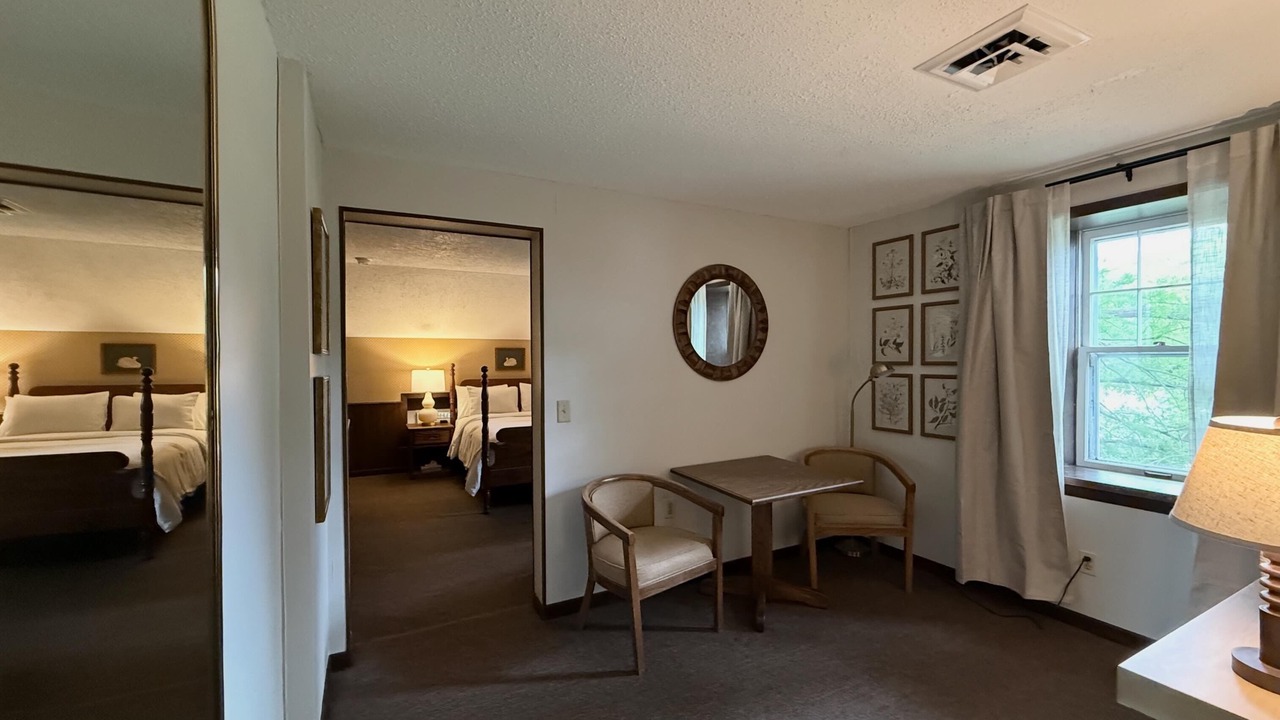 Photo of Bedroom in Amana