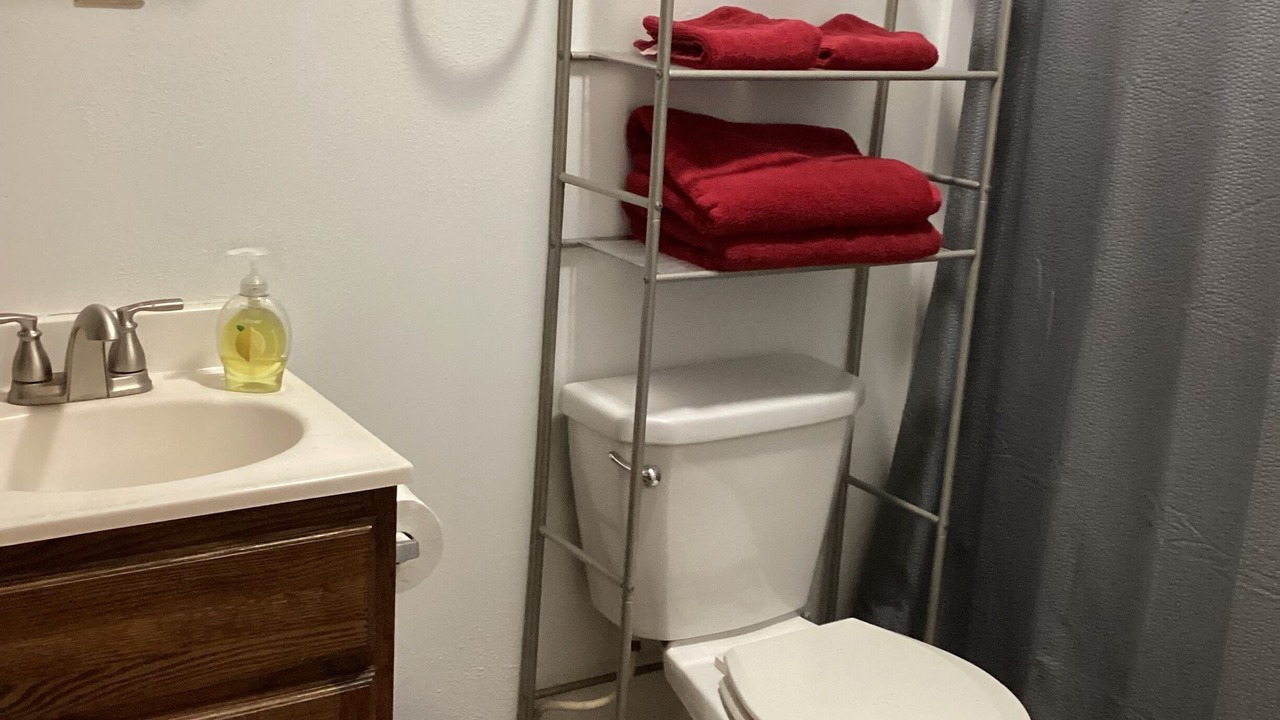 Photo of Bathroom in Sloan
