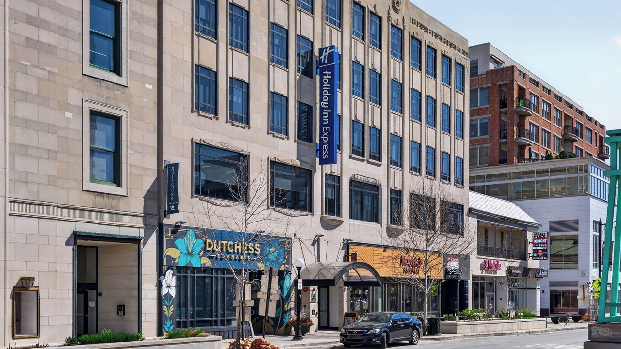 Photo of Outdoor in Oak Park