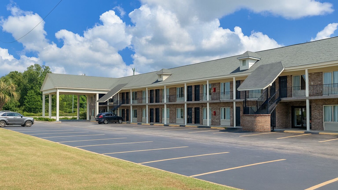 Photo of Outdoor in Manning
