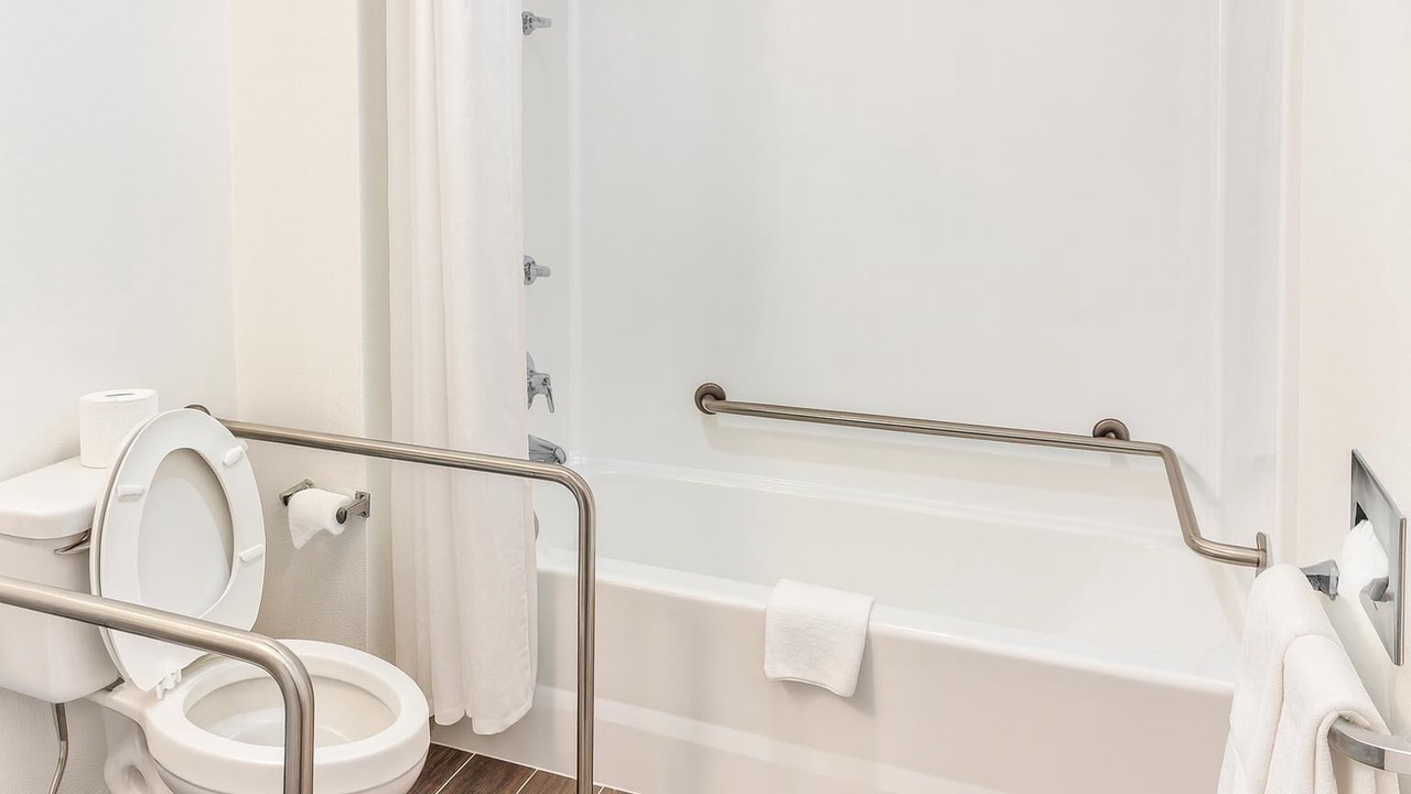 Photo of Bathroom in Manning
