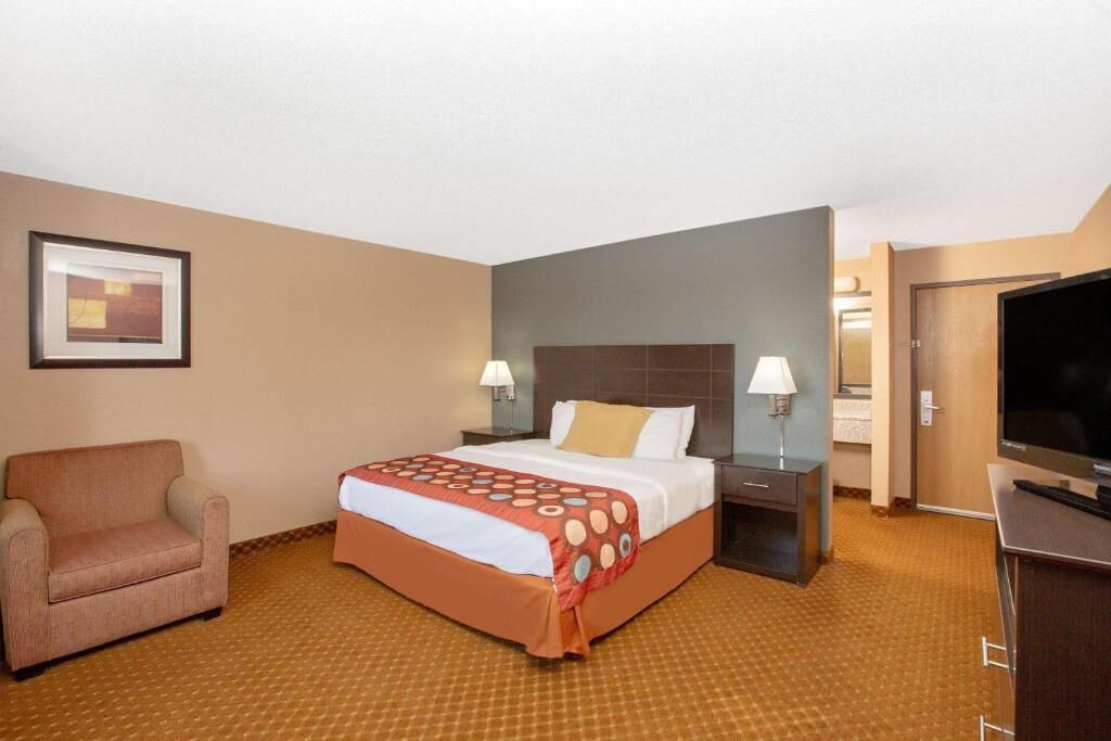 Photo of Bedroom in Oakdale